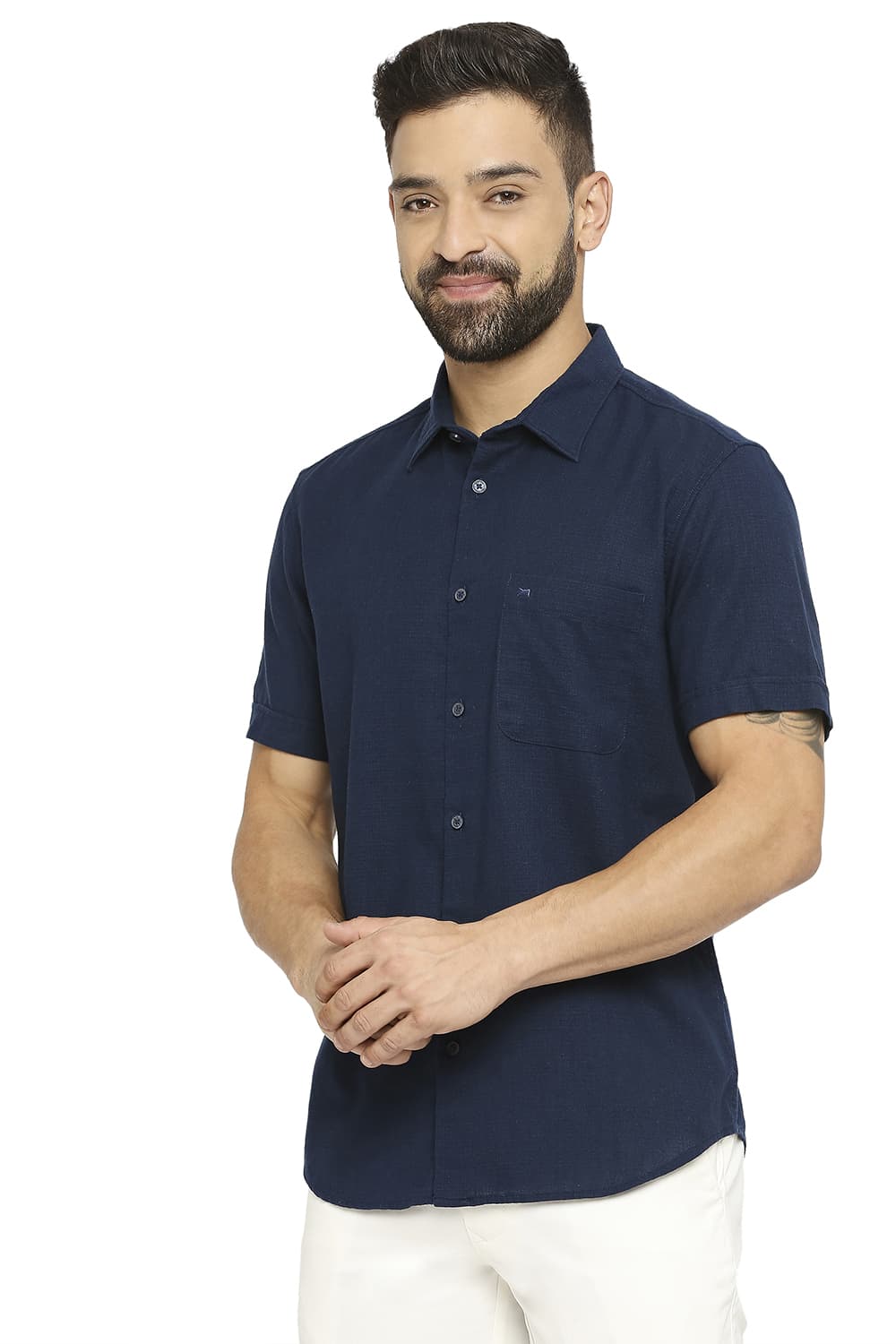 BASICS SLIM FIT COTTON DOBBY HALFSLEEVES SHIRT