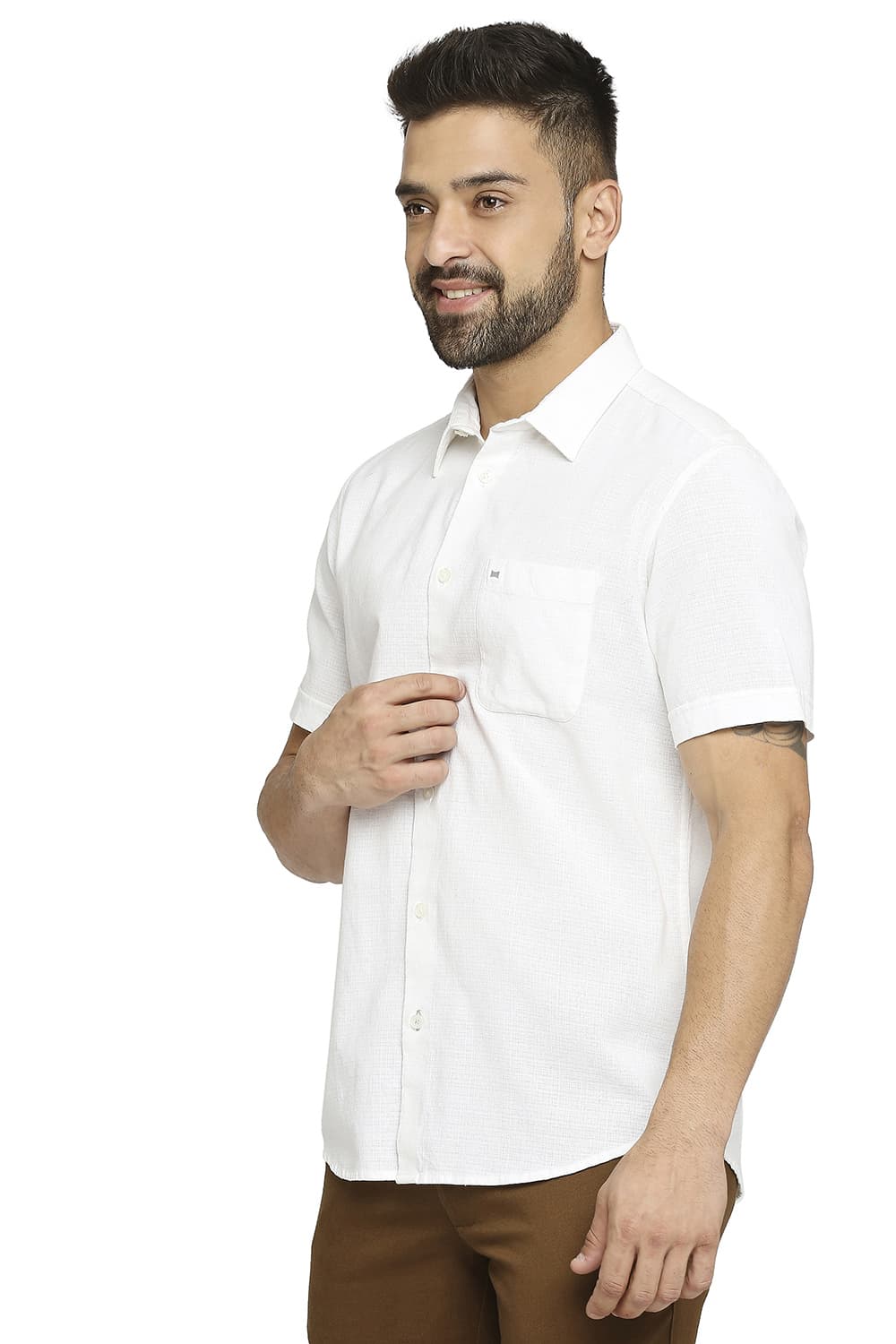 BASICS SLIM FIT COTTON DOBBY HALFSLEEVES SHIRT