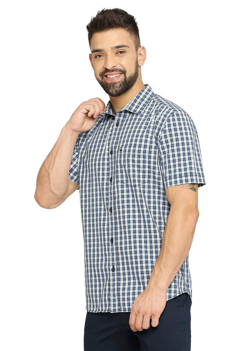 BASICS SLIM FIT COTTON POLYESTER CHECKS HALFSLEEVES SHIRT