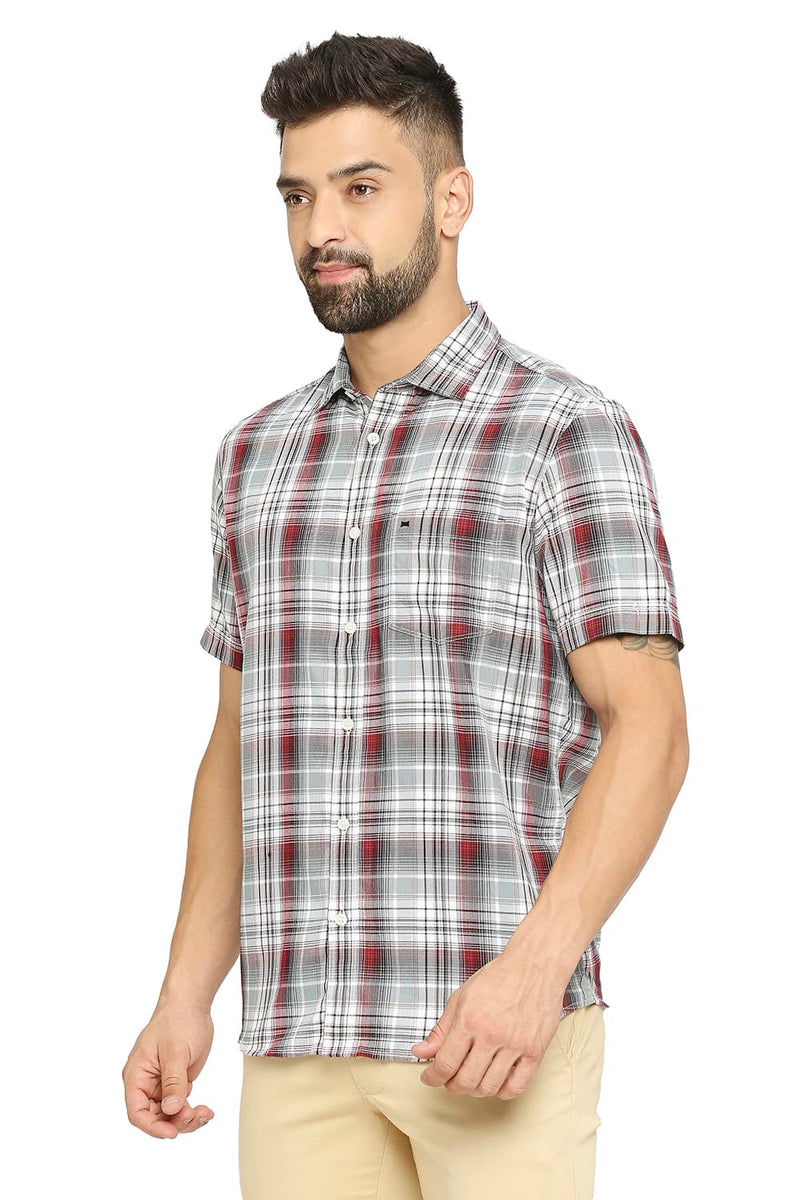 BASICS SLIM FIT COTTON POLYESTER TWILL CHECKS HALFSLEEVES SHIRT