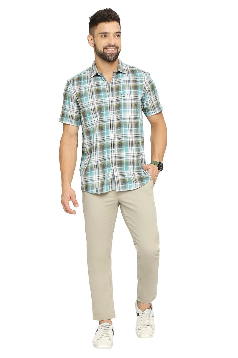 BASICS SLIM FIT COTTON POLYESTER TWILL CHECKS HALFSLEEVES SHIRT