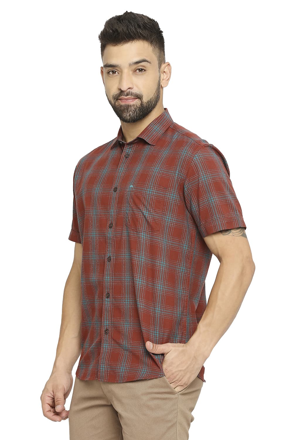 BASICS SLIM FIT COTTON TWILL CHECKS HALFSLEEVES SHIRT