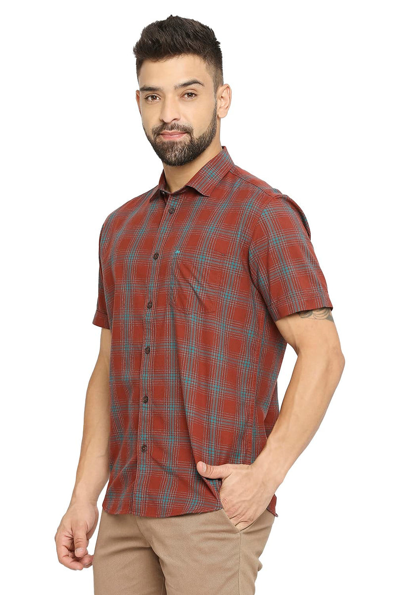 BASICS SLIM FIT COTTON TWILL CHECKS HALFSLEEVES SHIRT