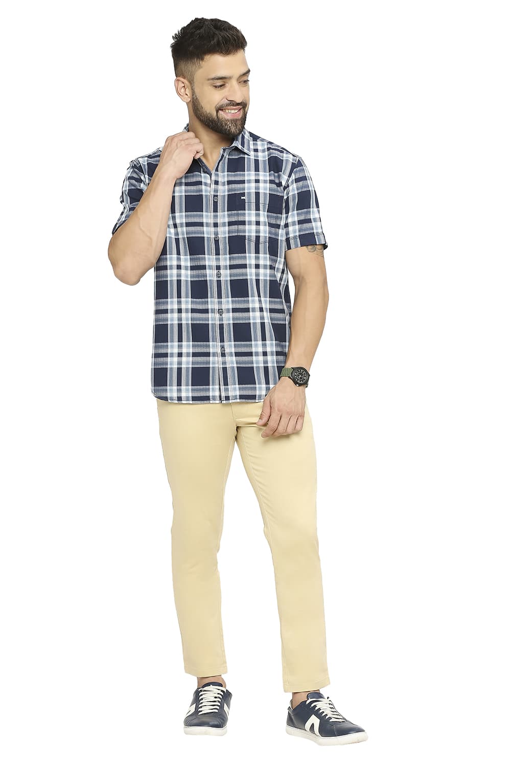 BASICS SLIM FIT COTTON TWILL CHECKS HALFSLEEVES SHIRT