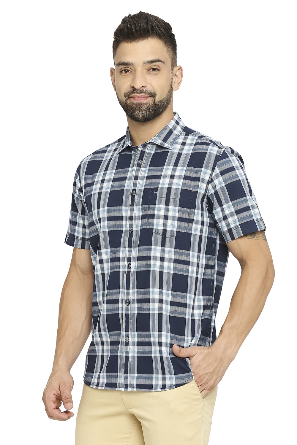 BASICS SLIM FIT COTTON TWILL CHECKS HALFSLEEVES SHIRT