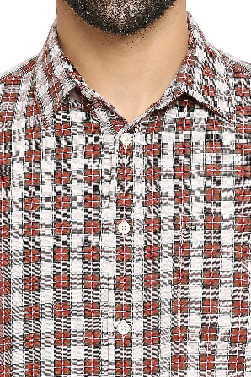 BASICS SLIM FIT COTTON TWILL CHECKS HALFSLEEVES SHIRT