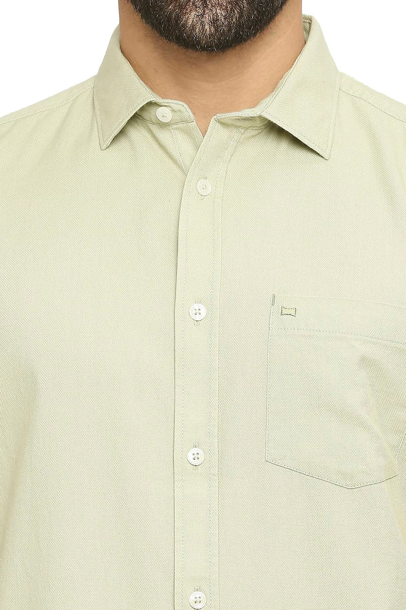 BASICS SLIM FIT COTTON DOBBY HALFSLEEVES SHIRT