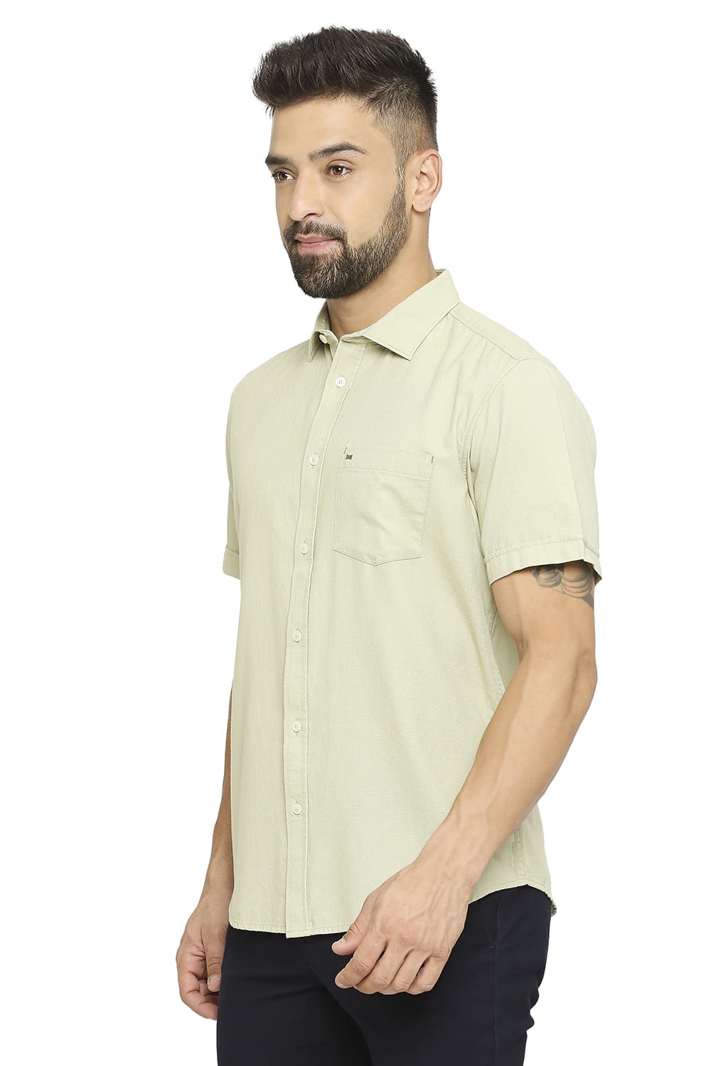 BASICS SLIM FIT COTTON DOBBY HALFSLEEVES SHIRT