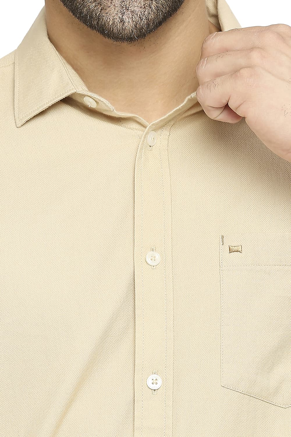 BASICS SLIM FIT COTTON DOBBY SHIRT