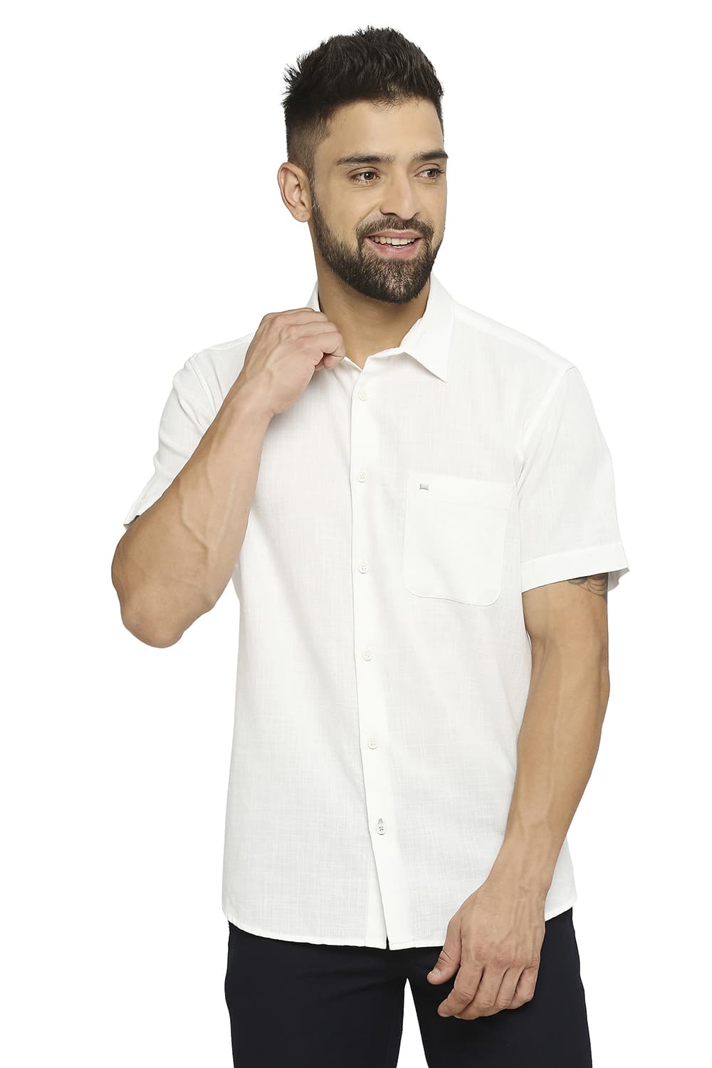 BASICS SLIM FIT COTTON SLUB TWILL HALFSLEEVES SHIRT