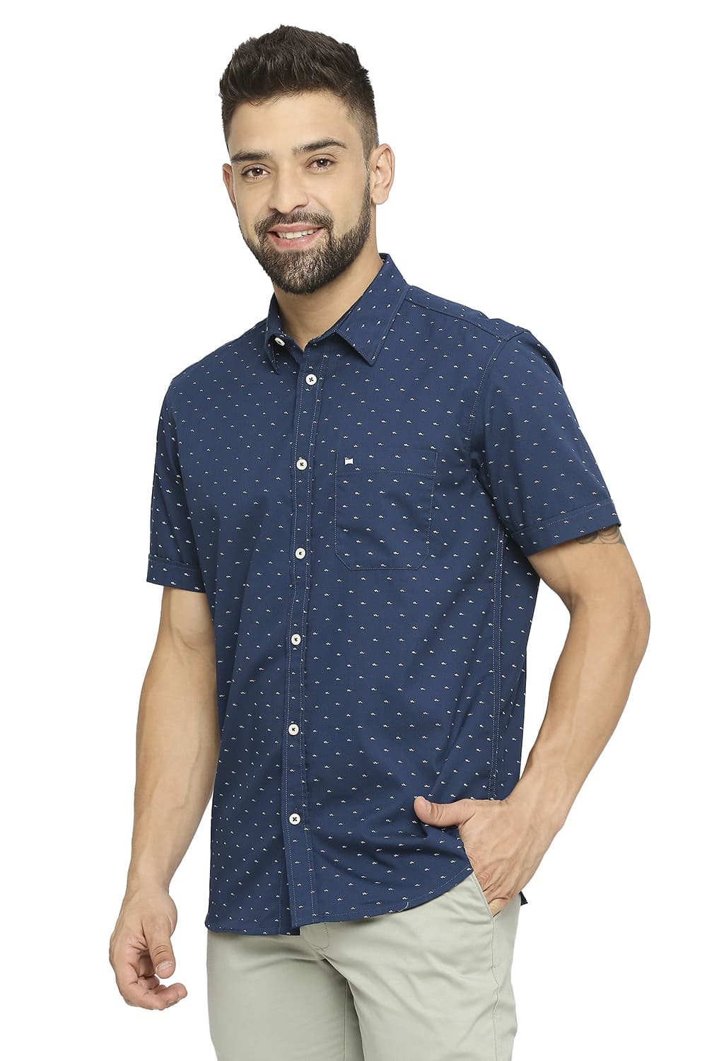 BASICS SLIM FIT COTTON POLYESTER TWILL PRINTED HALFSLEEVES SHIRT