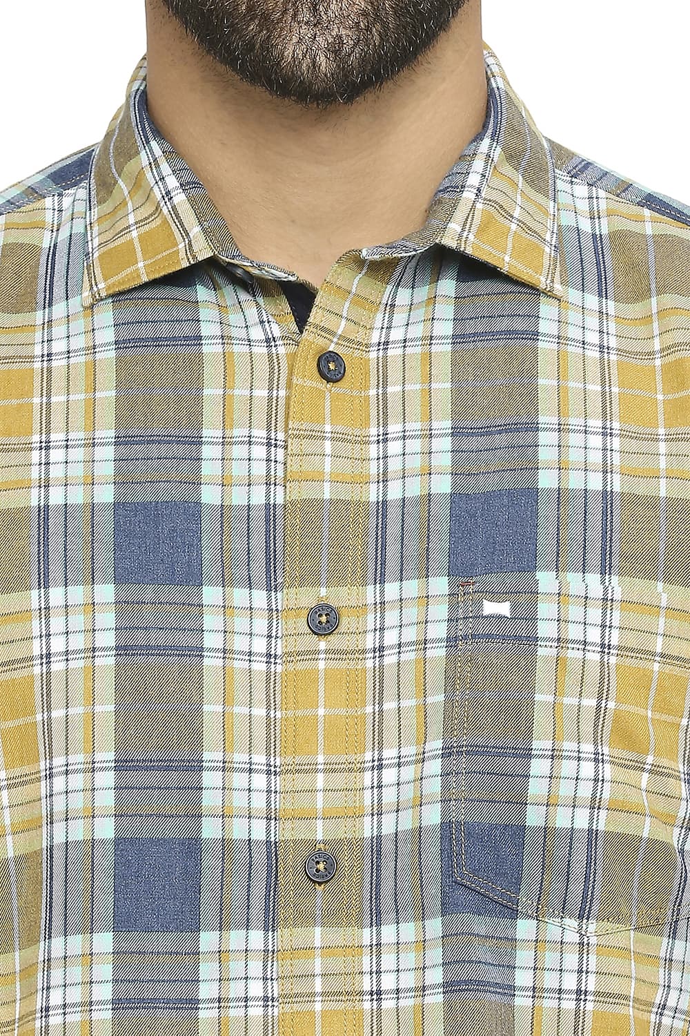 BASICS SLIM FIT COTTON POLYESTER TWILL CHECKS HALFSLEEVES SHIRT