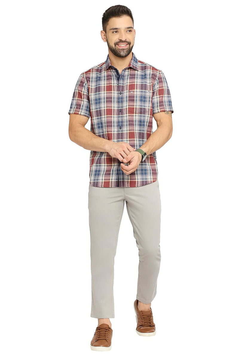 BASICS SLIM FIT COTTON POLYESTER TWILL CHECKS HALFSLEEVES SHIRT