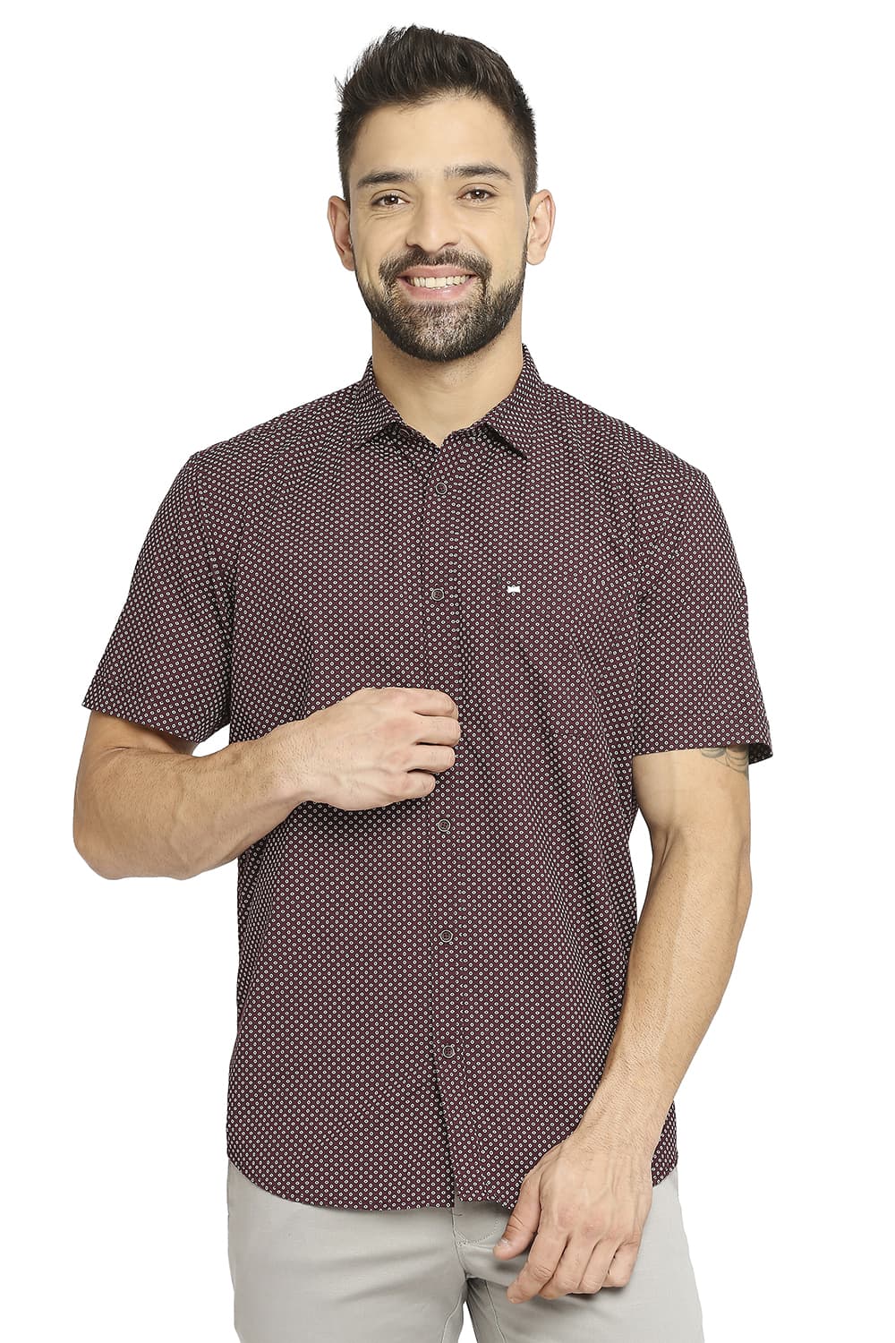 BASICS SLIM FIT COTTON POPLIN PRINTED HALFSLEEVES SHIRT