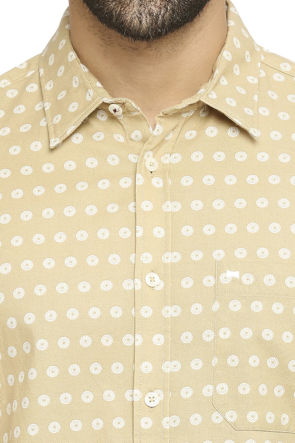 BASICS SLIM FIT COTTON DOBBY PRINTED SHIRT