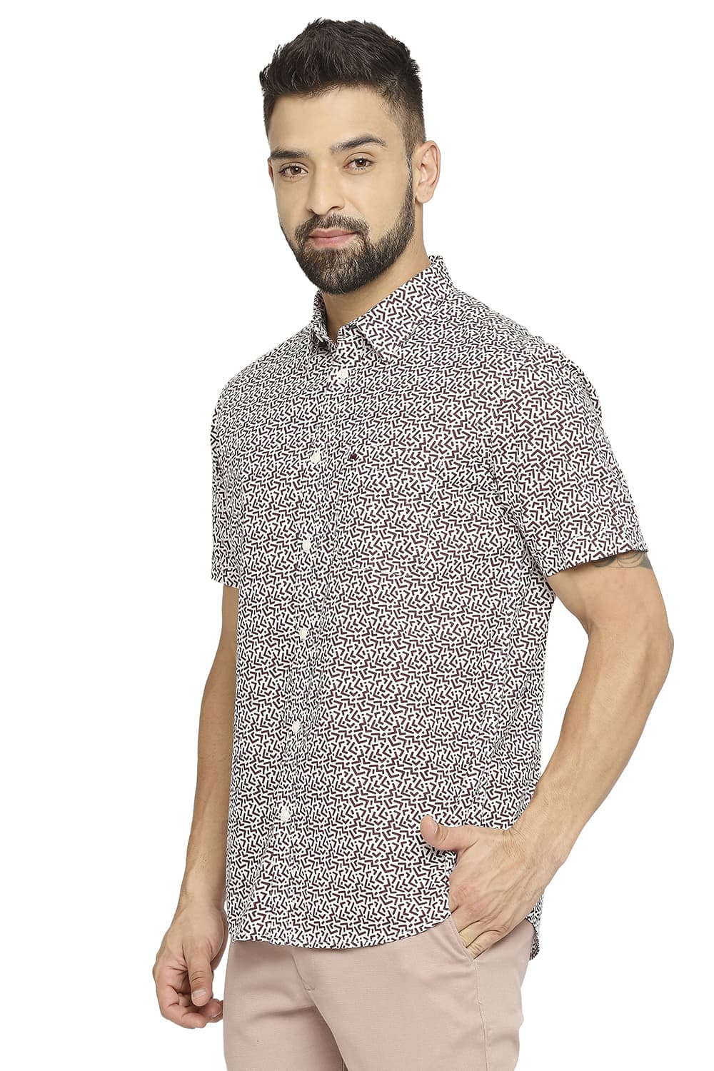 BASICS SLIM FIT COTTON POPLIN PRINTED HALFSLEEVES SHIRT