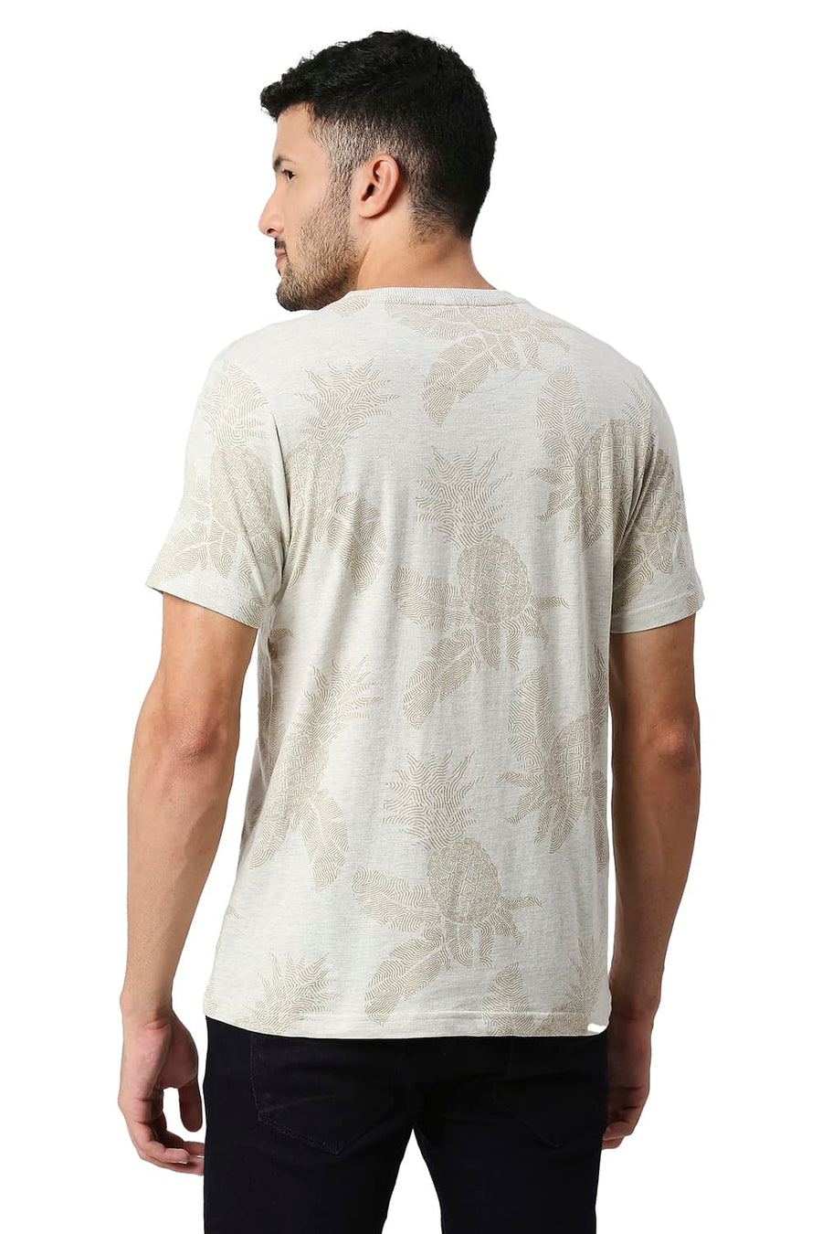 BASICS MUSCLE FIT PISTACHIO SHELL COTTON POLYESTER CREW T-SHIRT