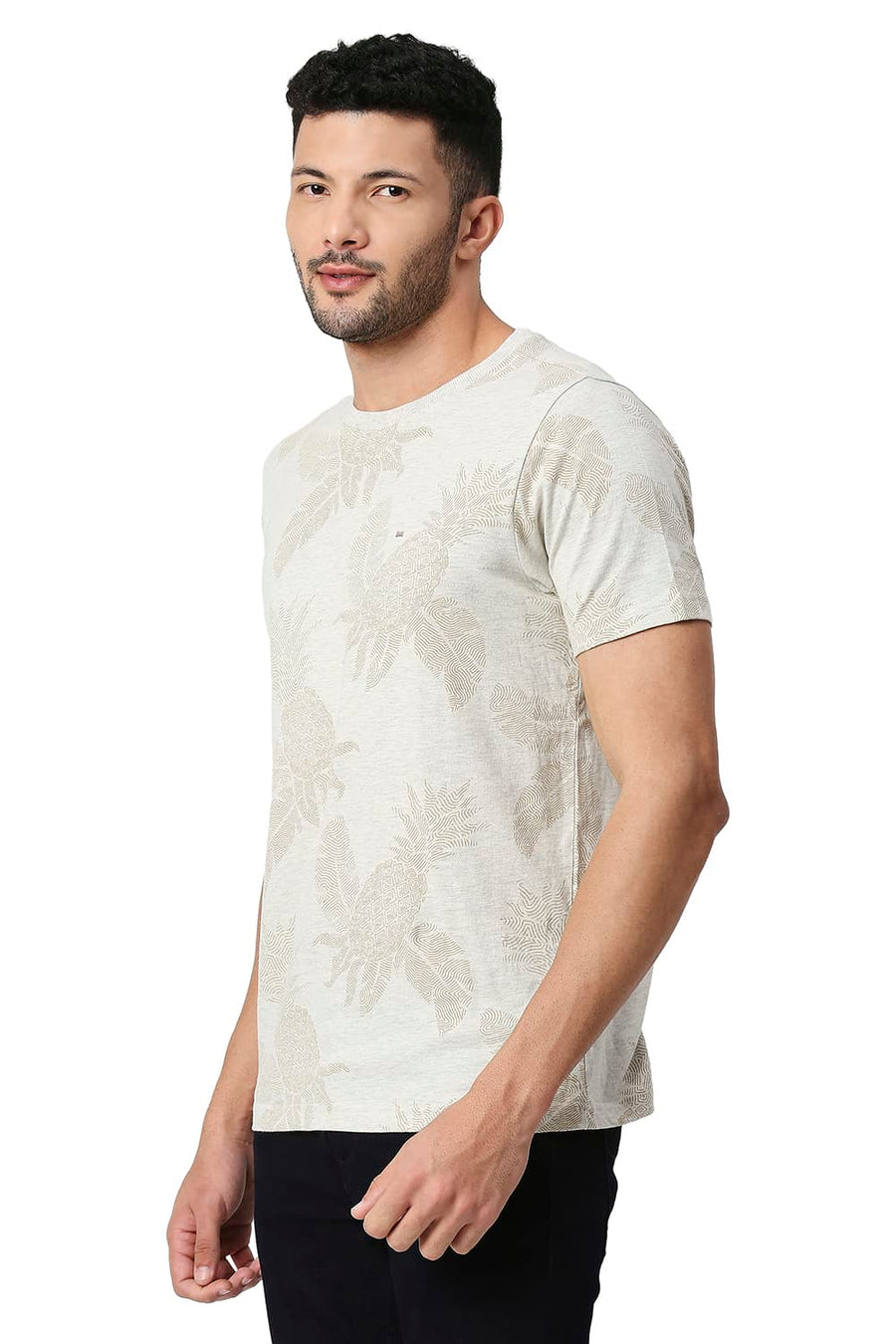 BASICS MUSCLE FIT PISTACHIO SHELL COTTON POLYESTER CREW T-SHIRT