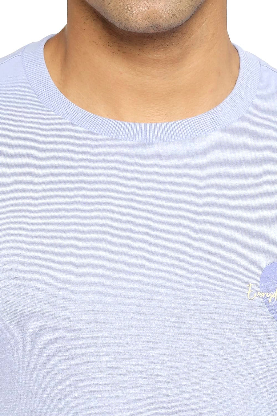 BASICS MUSCLE FIT THISTLE DOWN CREW T-SHIRT
