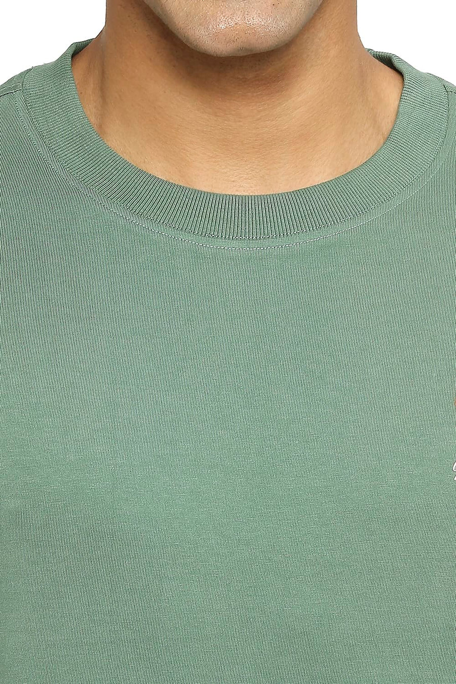 BASICS MUSCLE FIT MYRTLE CREW T-SHIRT