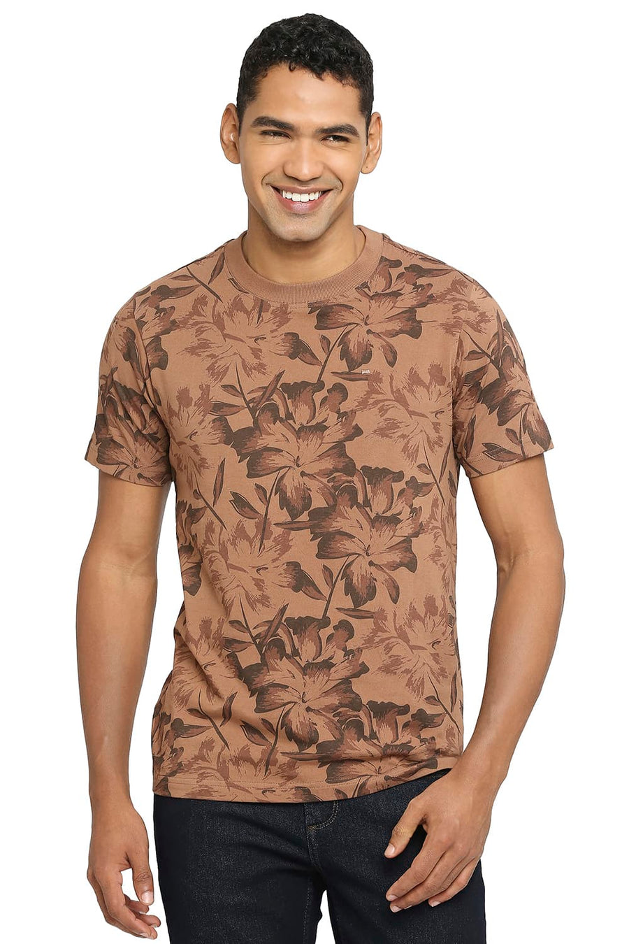 BASICS MUSCLE FIT PECAN PIE PRINTED CREW T-SHIRT