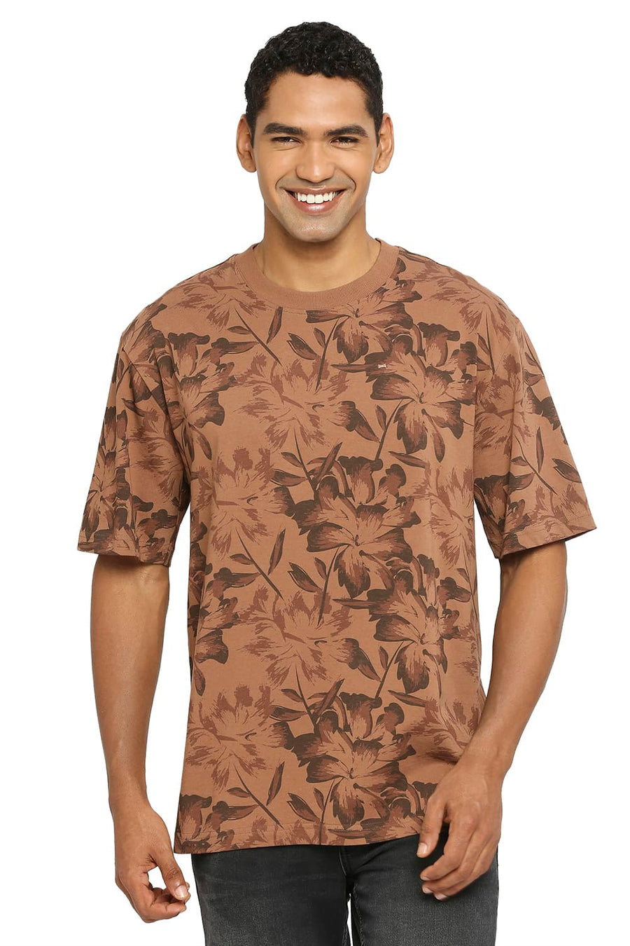 BASICS RELAXED FIT PECAN PIE PRINTED CREW T-SHIRT