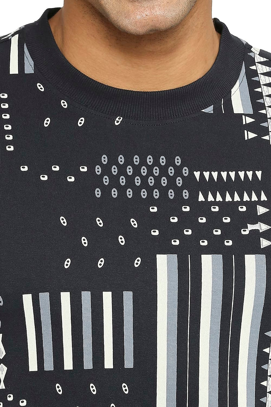 BASICS MUSCLE FIT BLACKBEAUTY PRINTED CREW T-SHIRT