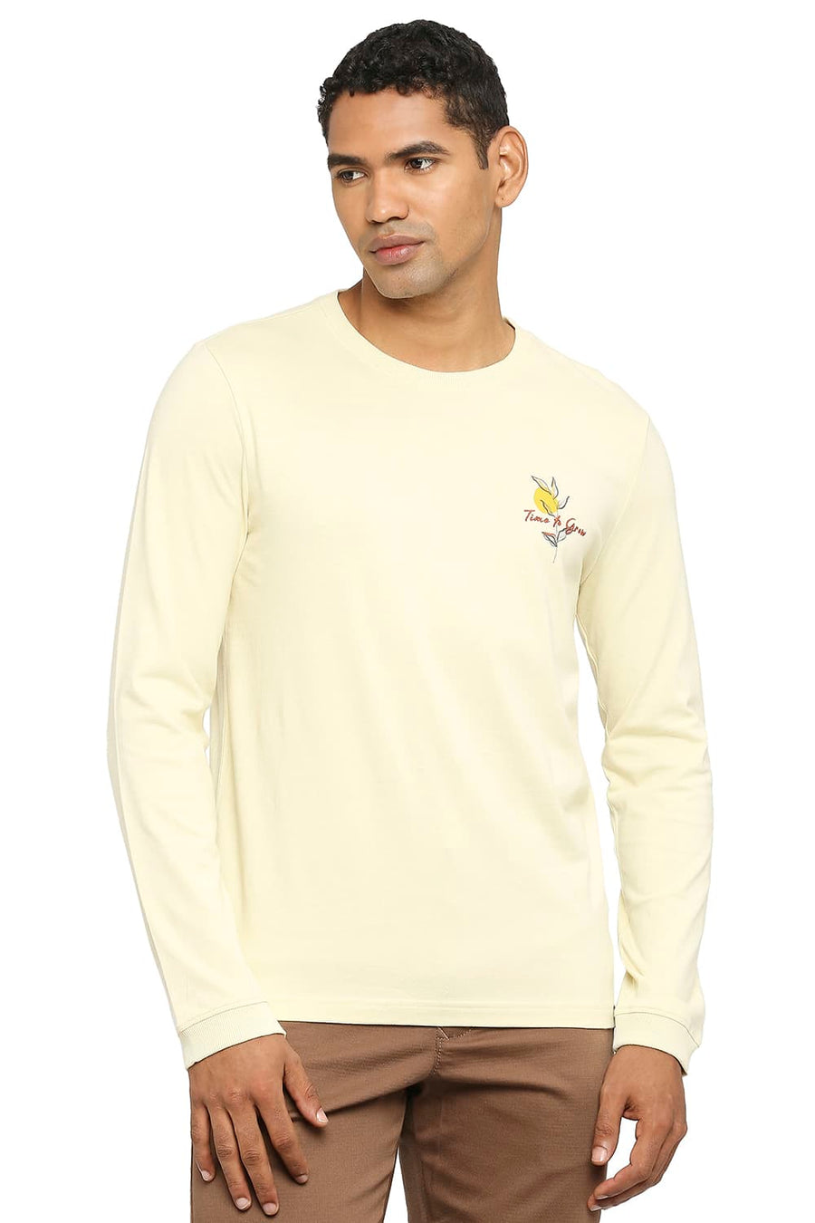 BASICS MUSCLE FIT CLOUD CREAM CREW T-SHIRT