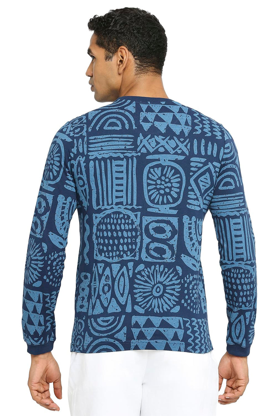 BASICS MUSCLE FIT PAGEANT BLUE PRINTED CREW T-SHIRT