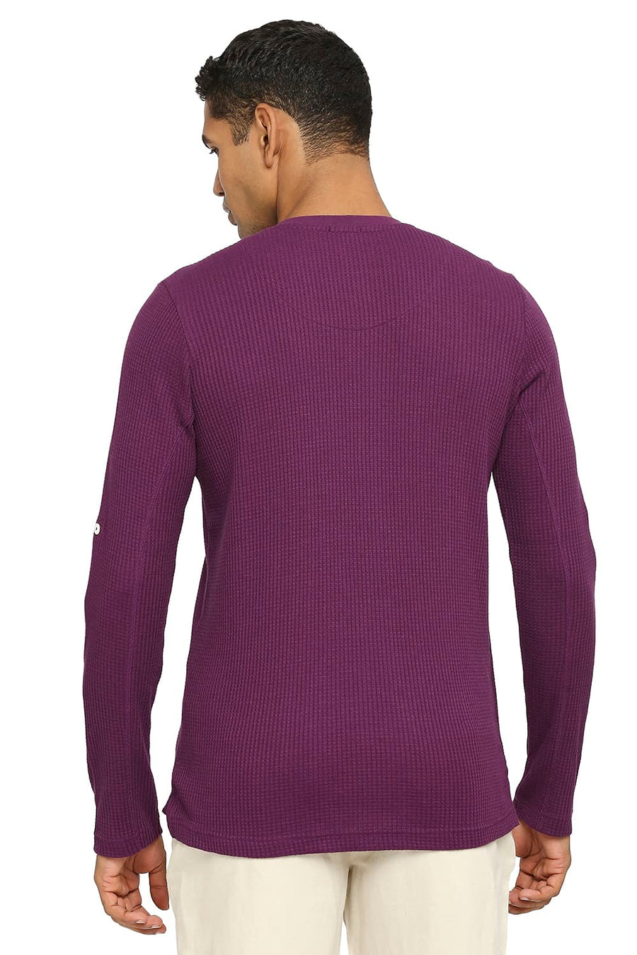 BASICS MUSCLE FIT PLUM HENLEY T-SHIRT