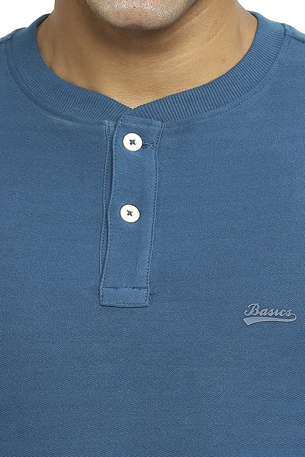 BASICS MUSCLE FIT HENLEY T-SHIRT