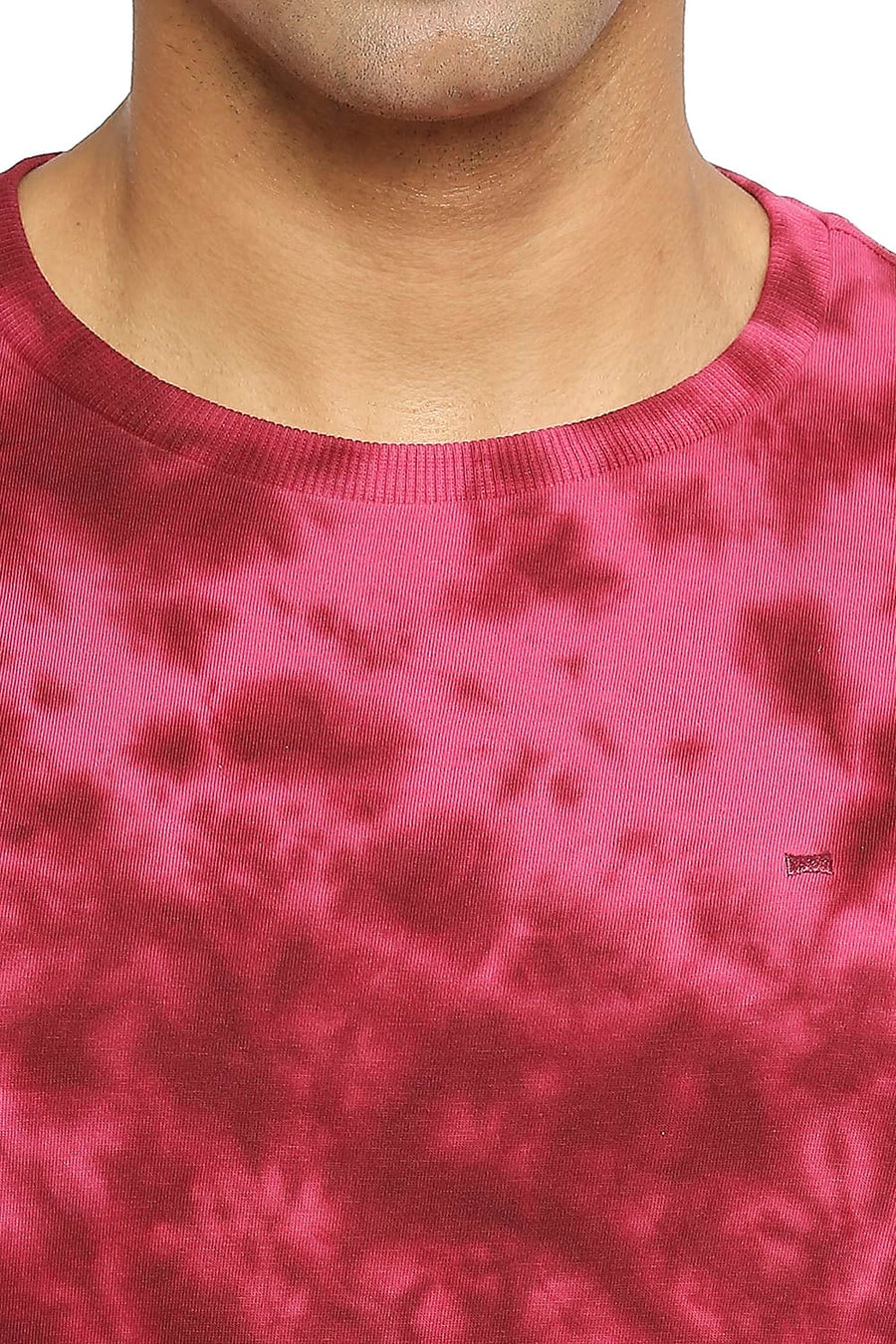 BASICS MUSCLE FIT SANGRIA TIE DYE CREW T-SHIRT