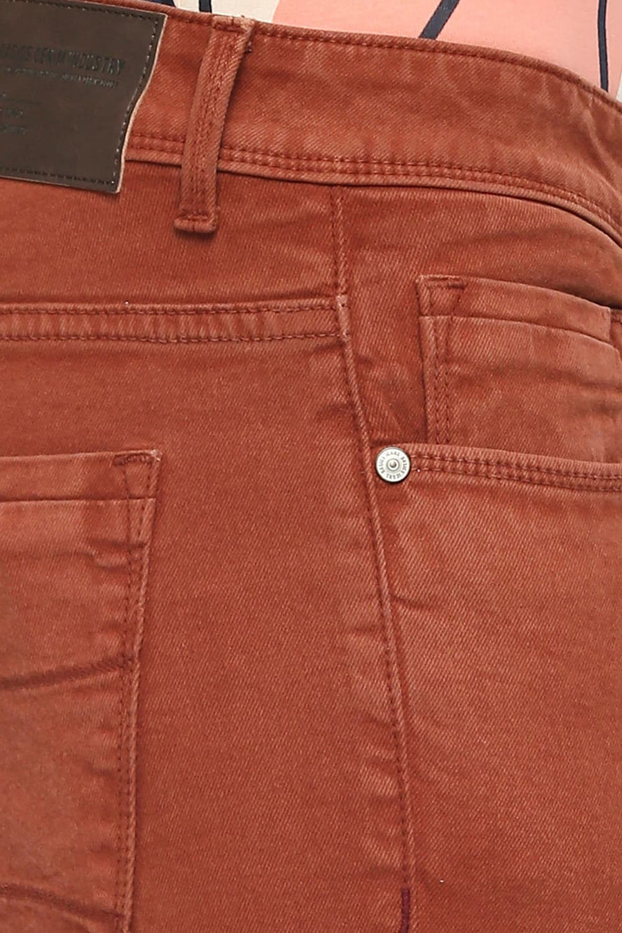 BASICS TORQUE FIT MOCHA BISQUE STRETCH JEANS