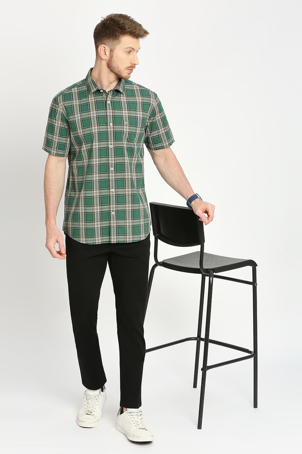 Slim Fit Cotton Checks Halfsleeves Shirt