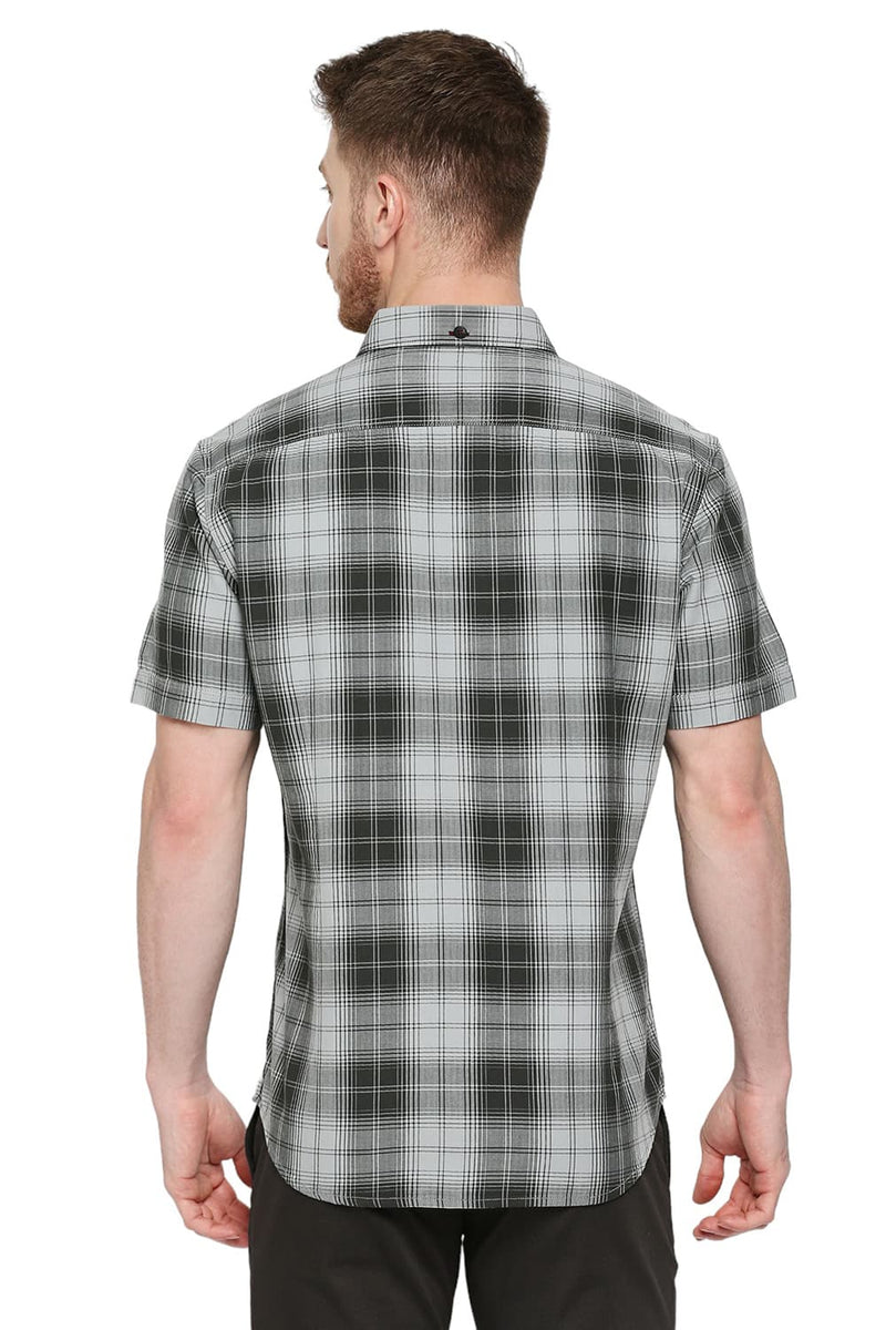 BASICS SLIM FIT COTTON HERRINGBONE TWILL CHECKS HALFSLEEVES SHIRT