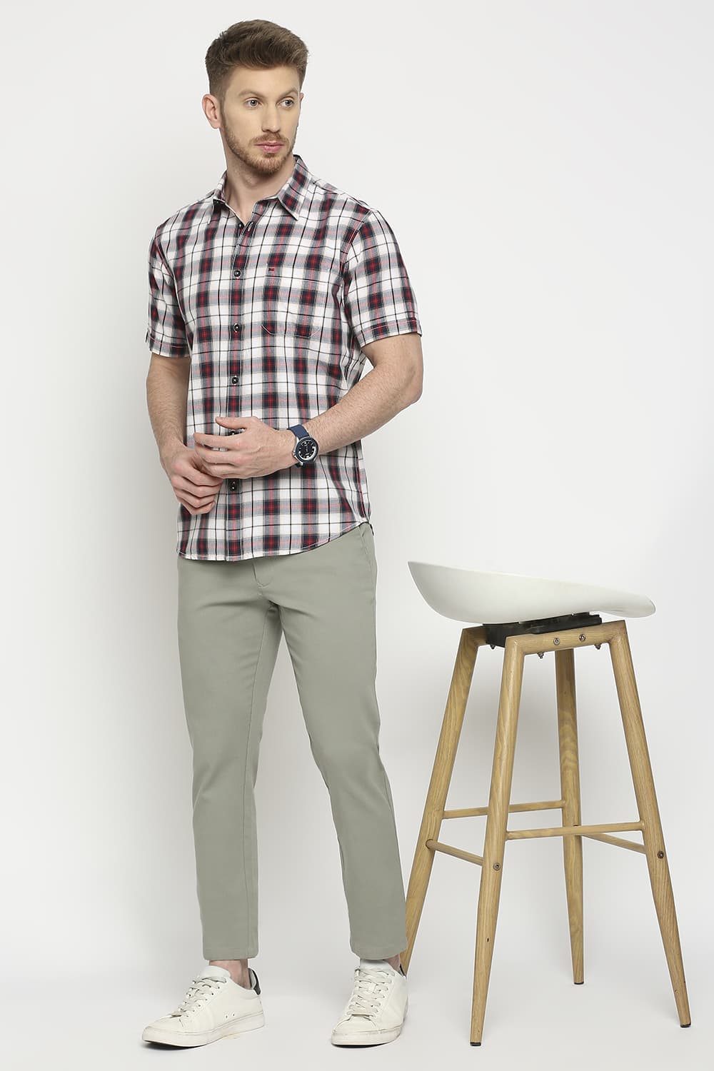 Slim Fit Cotton Twill Checks Halfsleeves Shirt