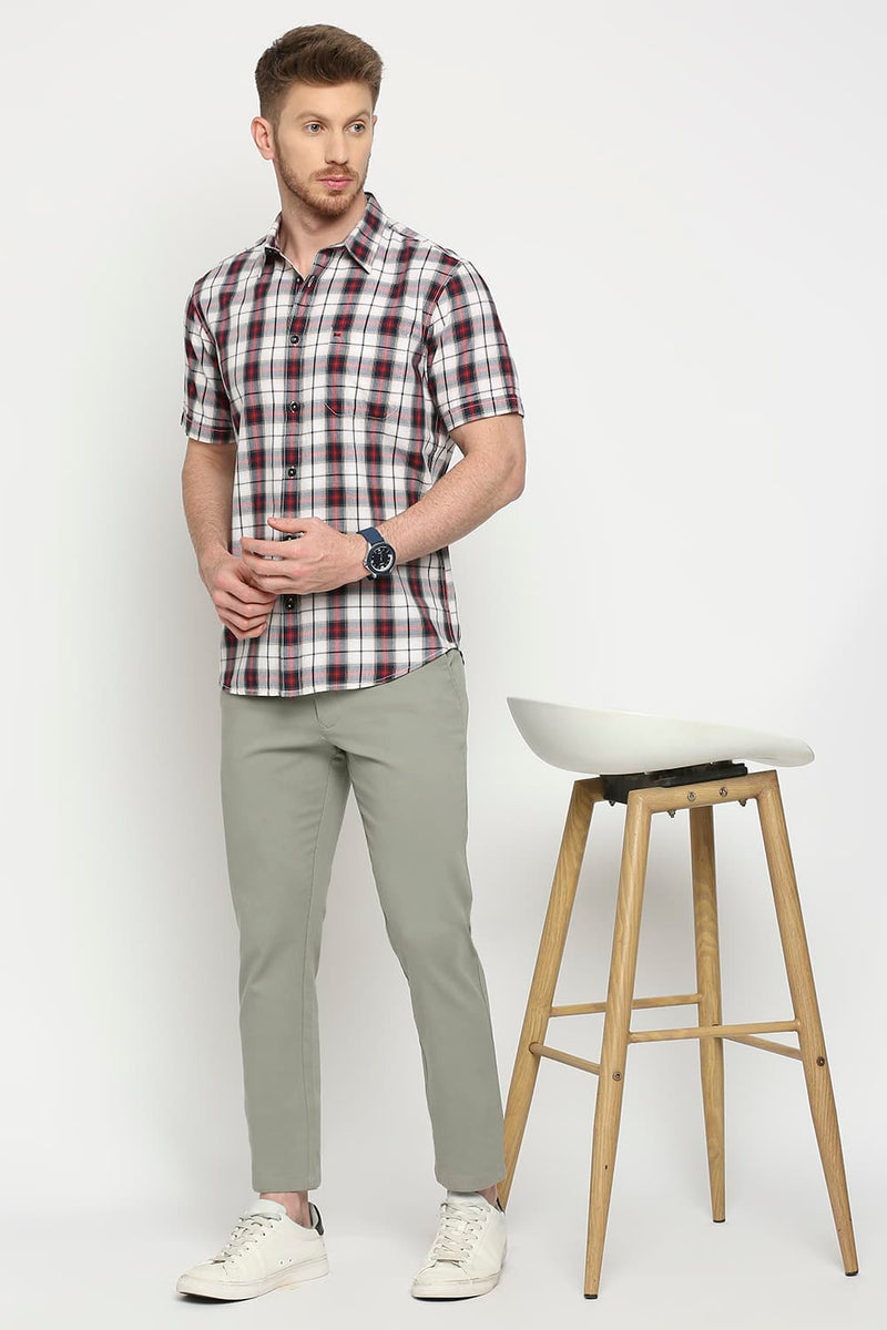 Slim Fit Cotton Twill Checks Halfsleeves Shirt