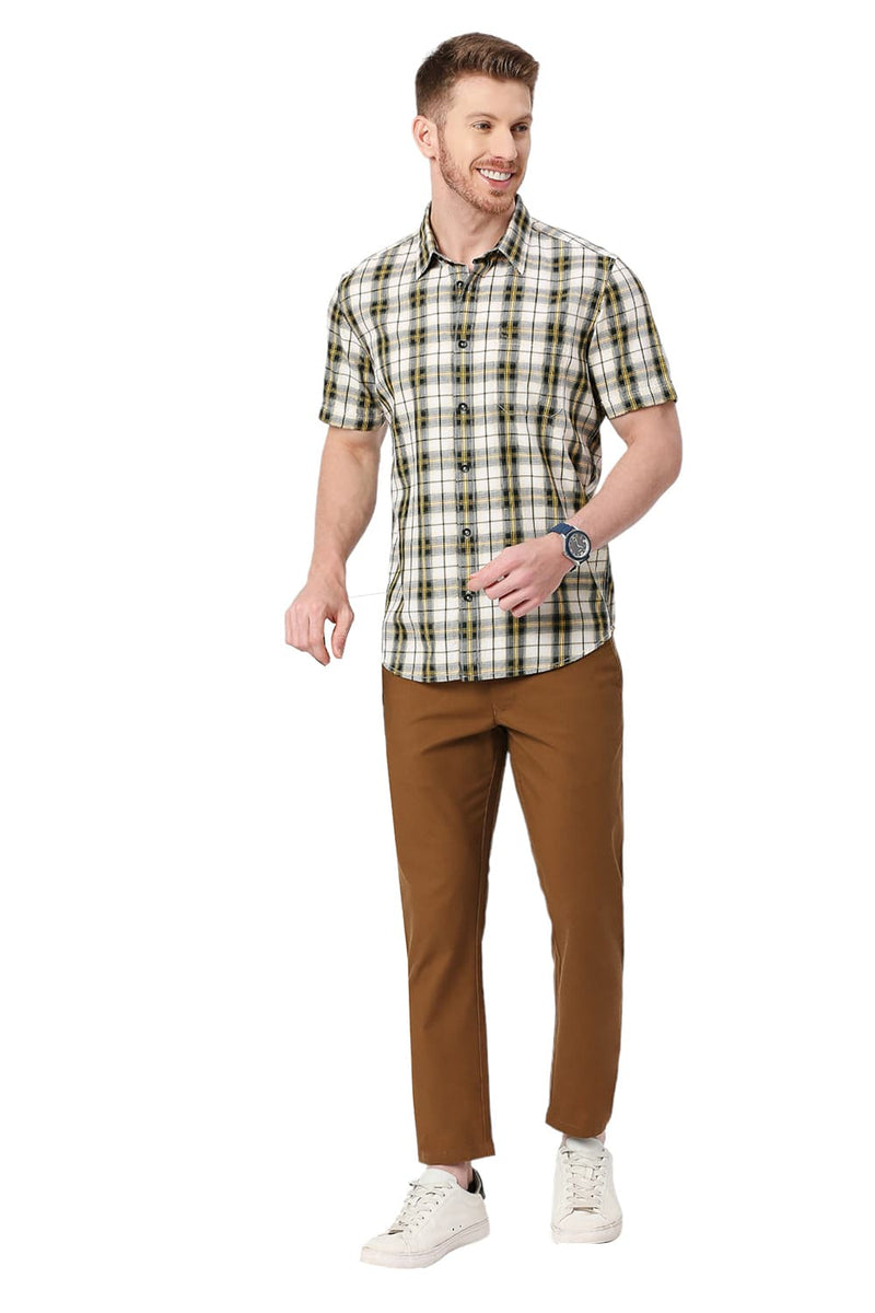 BASICS SLIM FIT COTTON TWILL CHECKS HALFSLEEVES SHIRT