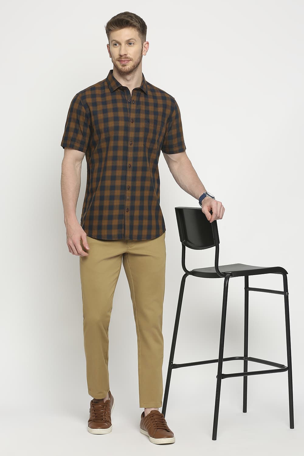 Slim Fit Cotton Twill Checks Halfsleeves Shirt