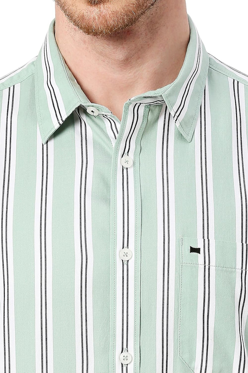 BASICS SLIM FIT COTTON TWILL STRIPES HALFSLEEVES SHIRT