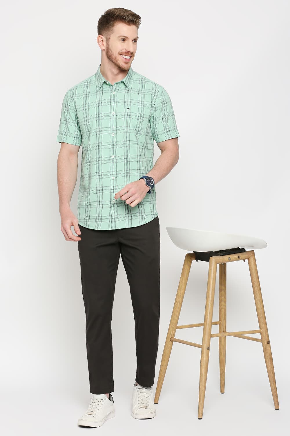 Slim Fit Cotton Twill Checks Halfsleeves Shirt