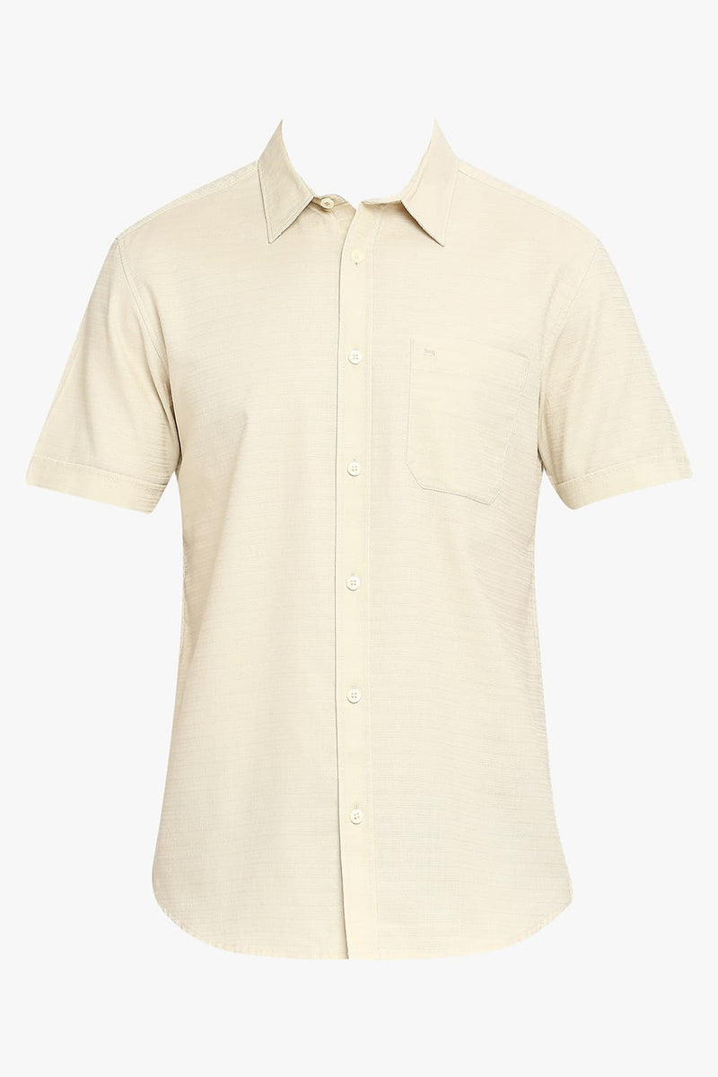 BASICS SLIM FIT COTTON DOBBY HALFSLEEVES SHIRT