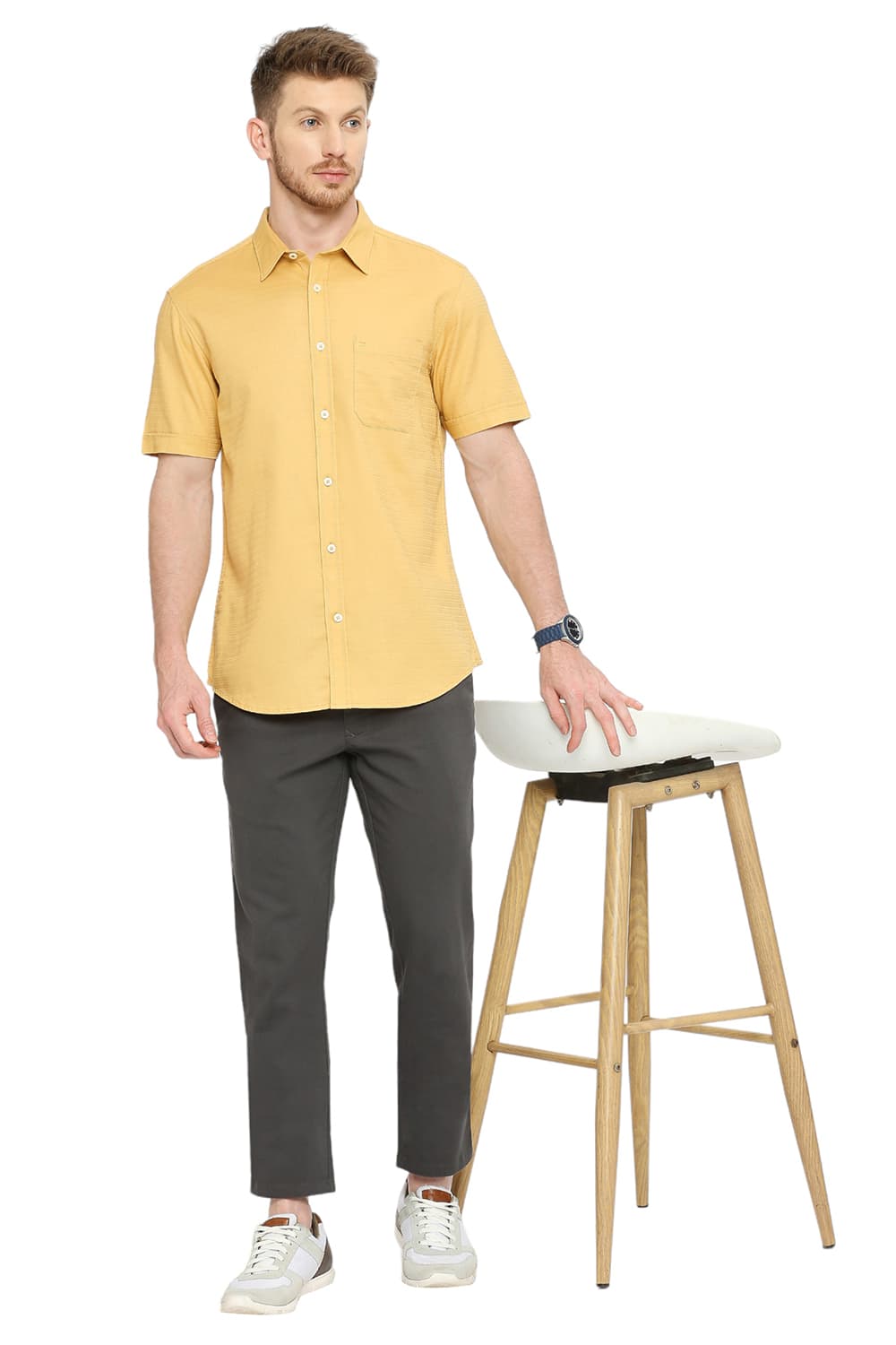 BASICS SLIM FIT COTTON DOBBY HALFSLEEVES SHIRT