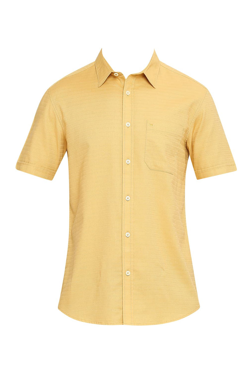 BASICS SLIM FIT COTTON DOBBY HALFSLEEVES SHIRT