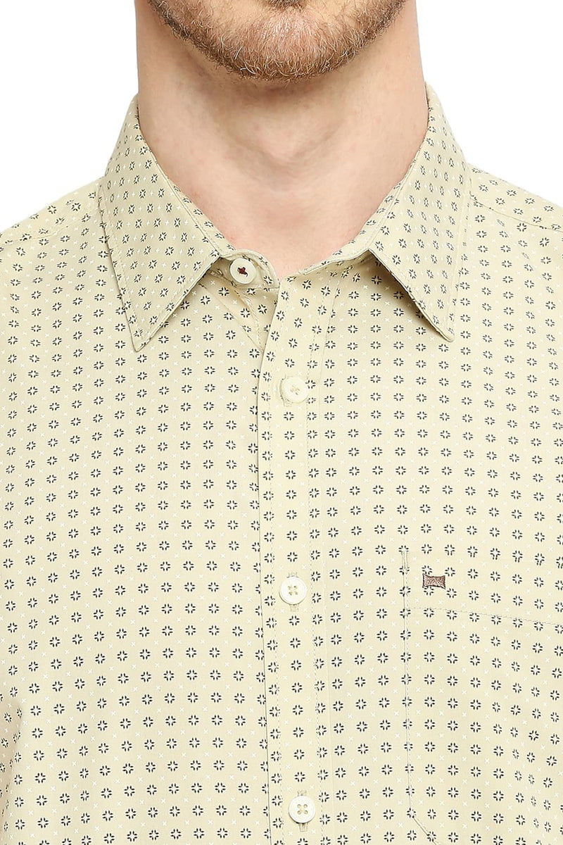 BASICS SLIM FIT COTTON POPLIN PRINTED HALFSLEEVES SHIRT