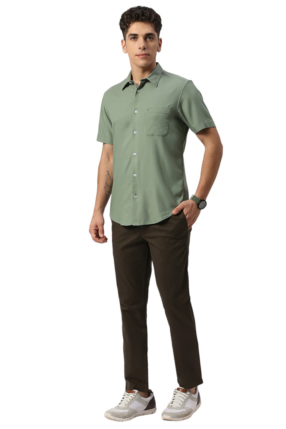 SLIM FIT VISCOSE POLYESTER STRETCH TWILL HALFSLEEVES SHIRT