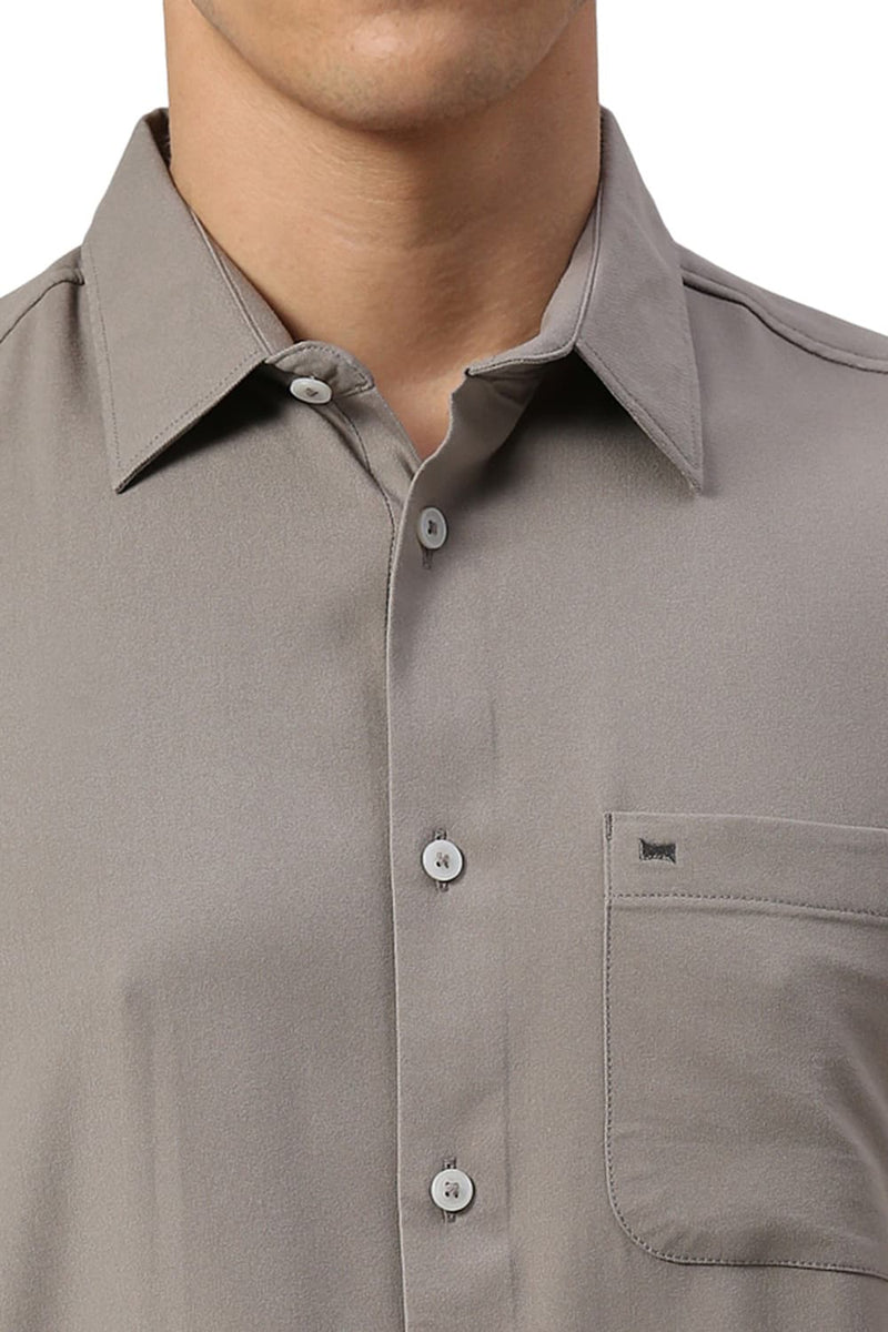 SLIM FIT VISCOSE POLYESTER STRETCH TWILL HALFSLEEVES SHIRT