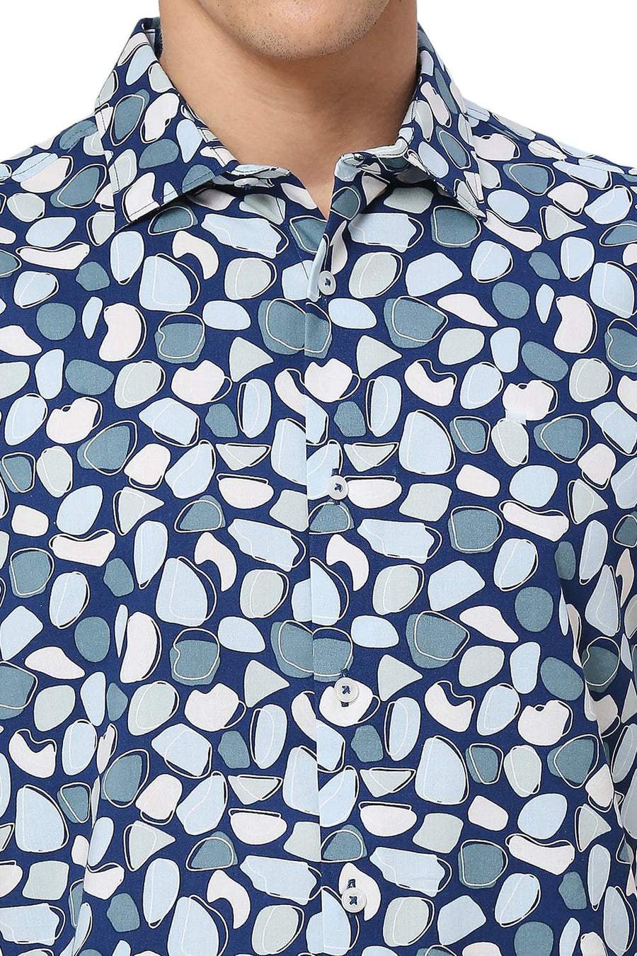 BASICS SLIM FIT DARK BLUE COTTON VISCOSE PRINTED HALFSLEEVES SHIRT