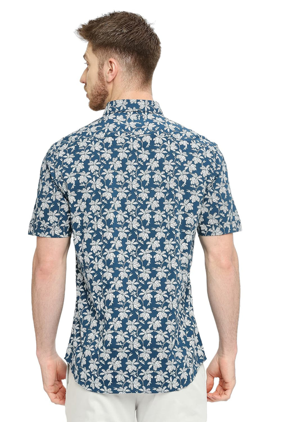 BASICS SLIM FIT LAKE BLUE COTTON VISCOSE PRINTED HALFSLEEVES SHIRT