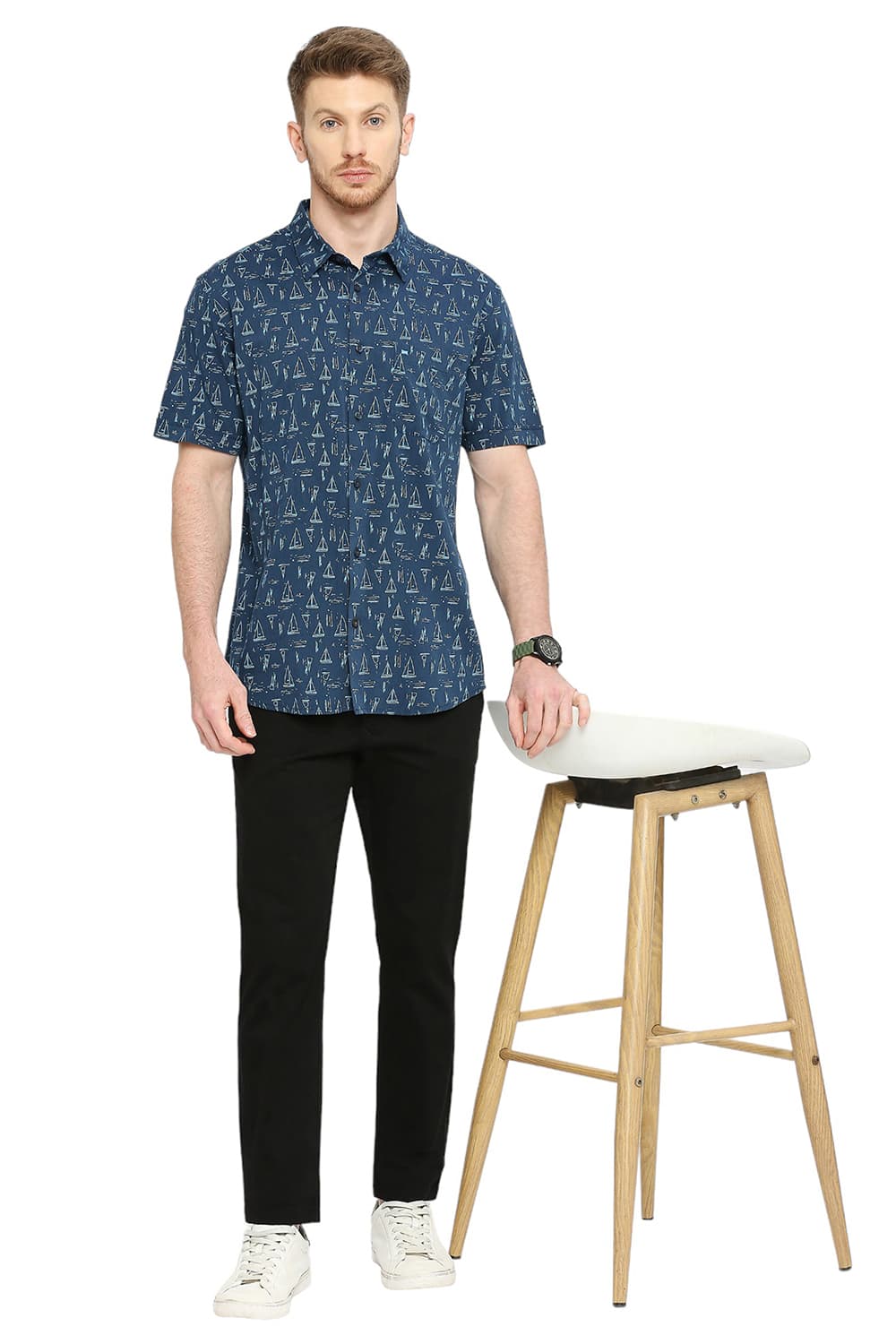 BASICS SLIM FIT COTTON VISCOSE PRINTED HALFSLEEVES SHIRT